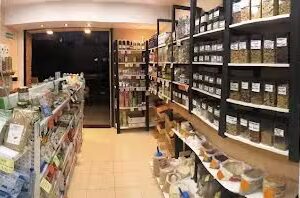 CHESCO tienda de sanguches, fiambrería y almacén natural