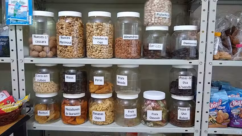 Dietetica Pistachos Y Ciruelos