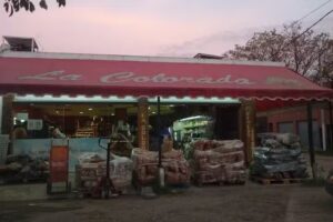 LA COLORADA TIENDA DE ALIMENTOS