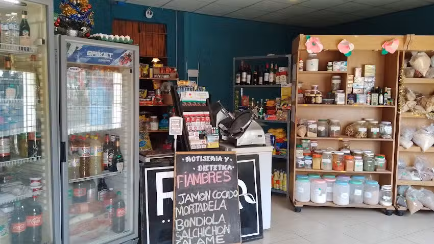 RICO: Rotiseria, Dietetica y Almacen