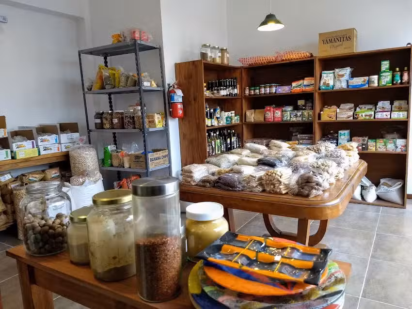 R&iacute;o del Medio! almac&eacute;n natural